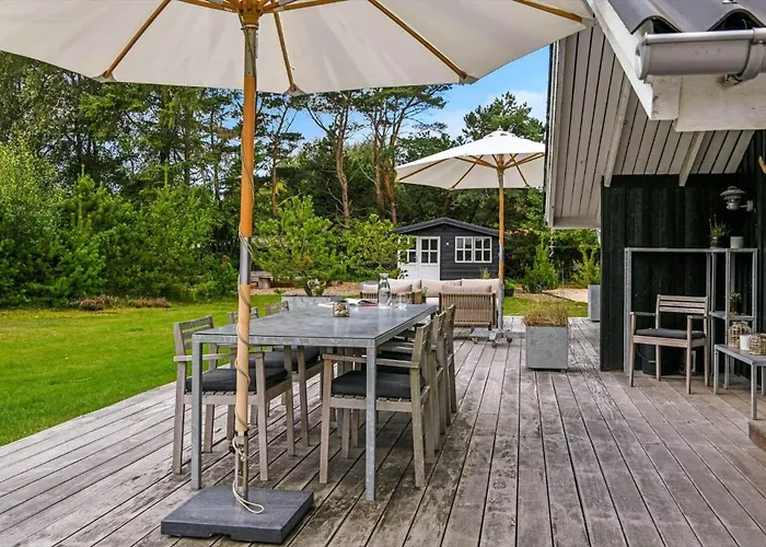 Bv314-blavand-harestien-6 * Blåvand